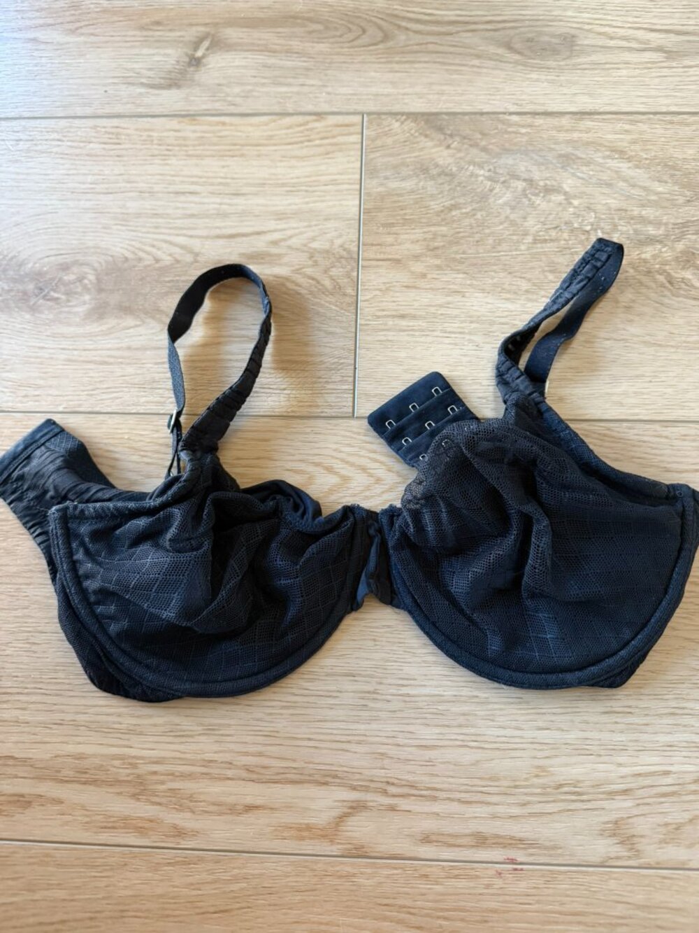 True Minimizer Bra Women's Black Mesh 36DD Full Cover Adjustable Strap Comfort